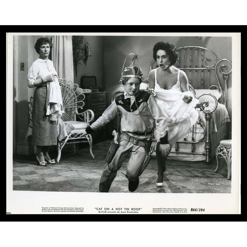 THE CAT ON THE HOT TIN ROOF US Movie Still N9 8x10 - 1966 - Richard Brooks, Paul Newman, Liz Taylor