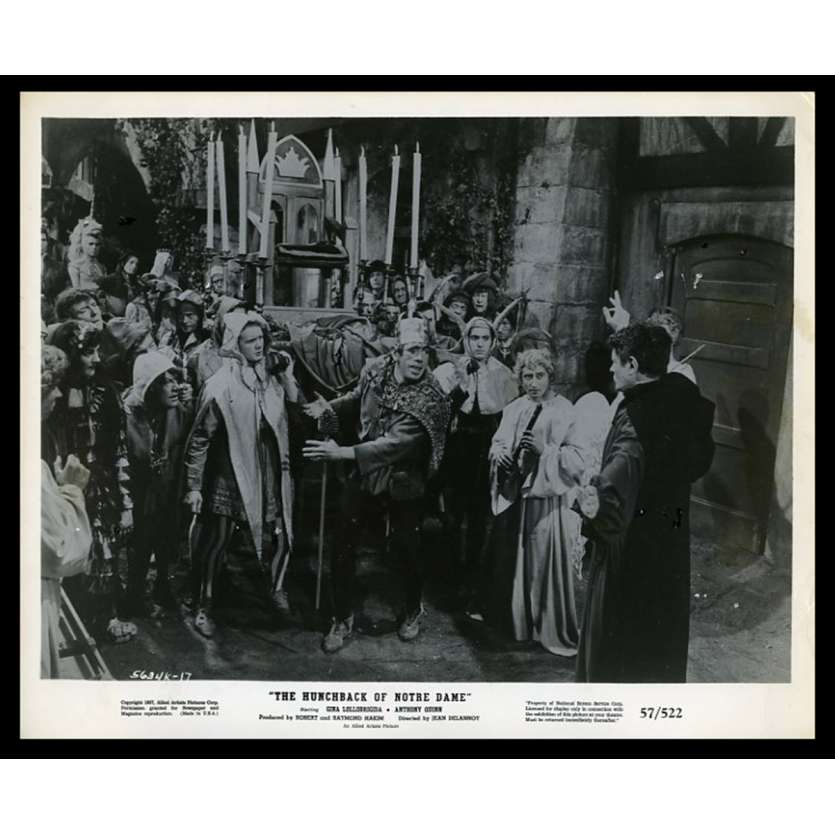 THE HUNCHBACK OF NOTRE DAME US Movie Still 8X10 - 1957 - Jean Delannoy, Gina Lollobrigida