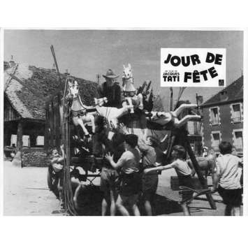 JOUR DE FETE Lobby Card N8 9x12 in. French - 1960'S - Jacques Tati, Paul Frankeur JOUR DE FETE Lobby Card N8 9x12 in. French - 1960'S - Jacques Tati, Paul Frankeur