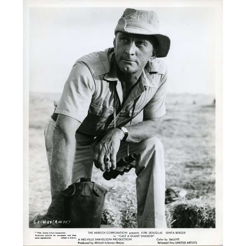 CAST OF A GIANT SHADOW Movie Still N2 8x10 in. USA - 1966 - Melville Shavelson, Kirk Douglas