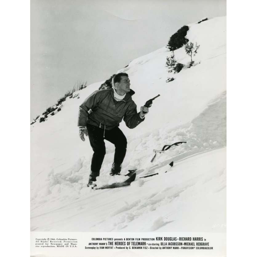 THE HEROES OF TELEMARK Movie Still N1 8x10 in. USA - 1966 - Anthony Mann, Kirk Douglas