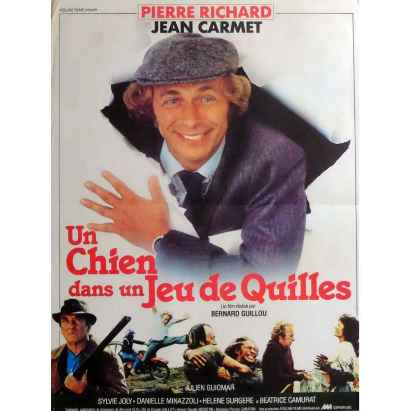 UN CHIEN DANS UN JEU DE QUILLES Movie Poster 15x21 in. French - 1983 - Bernard Guillou, Pierre Richard