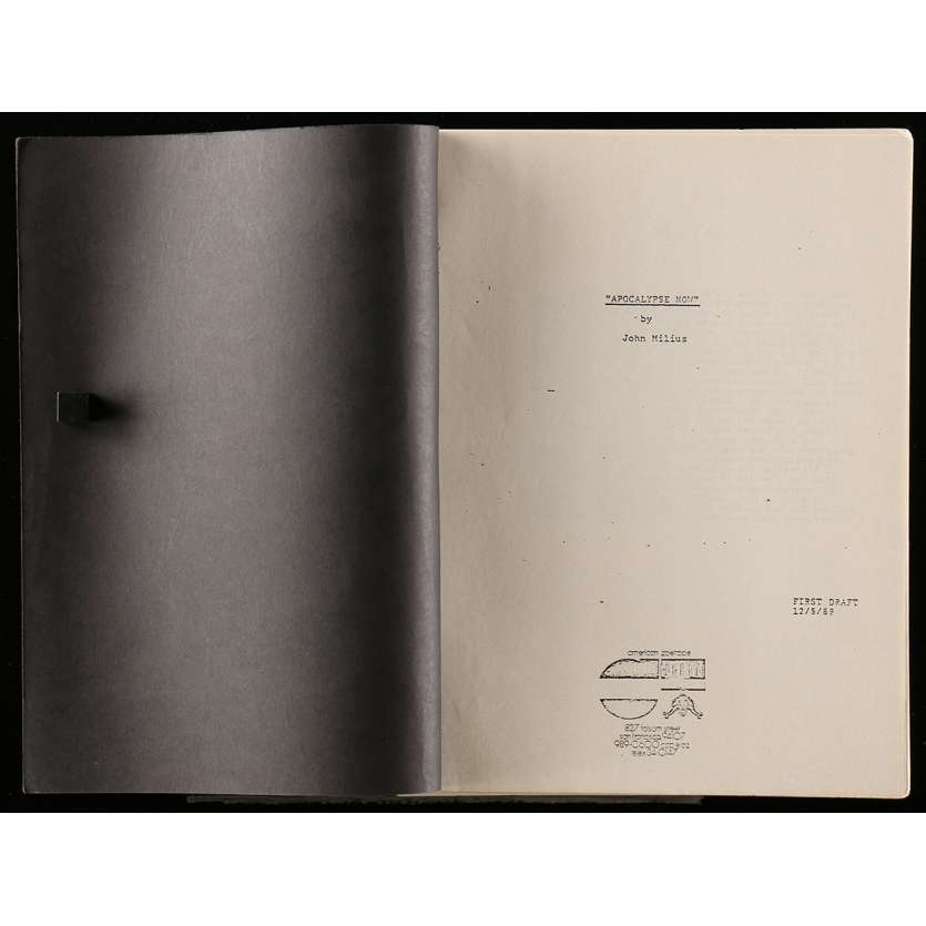 APOCALYPSE NOW Movie Script  9x12 in. USA - 1979 - Francis Ford Coppola, Marlon Brando