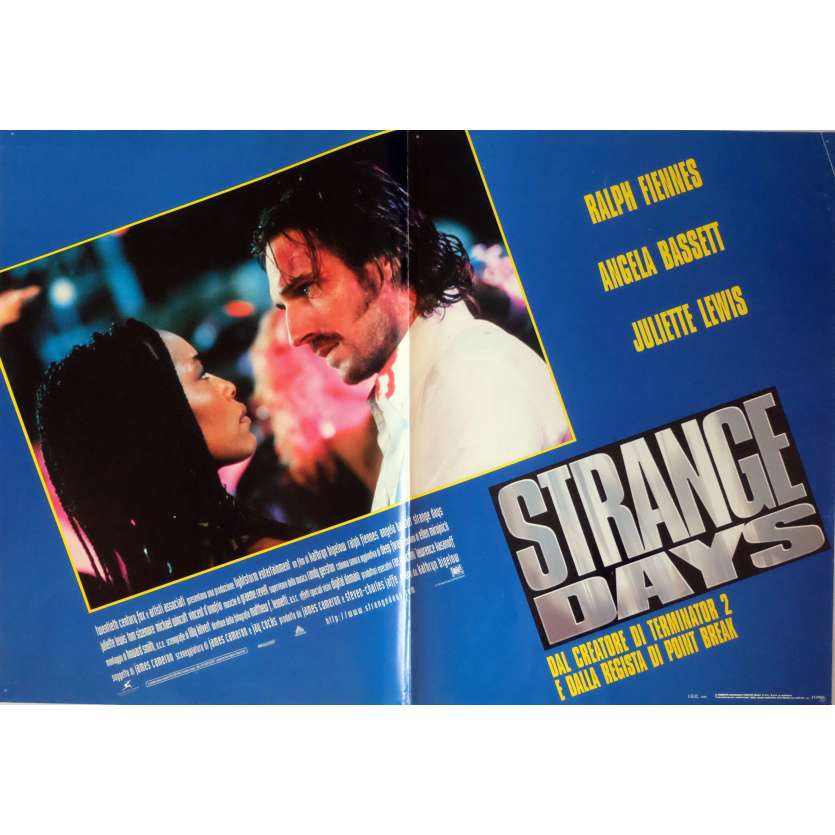 STRANGE DAYS Photobusta Poster N2 18x26 in. Italian - 1995 - Kathryn Bigelow, Ralph Fiennes