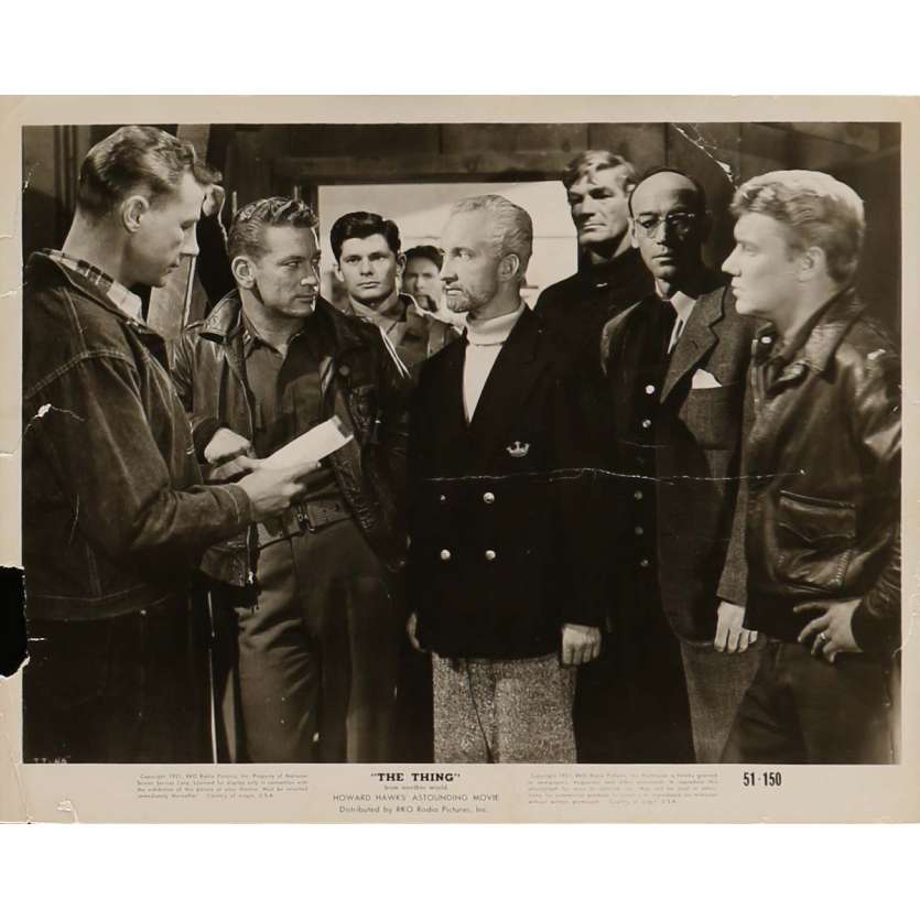 THE THING FROM ANOTHER WORLD Movie Still 8x10 in.  - N04 1951 - Howard Hawks, Kenneth Tobey