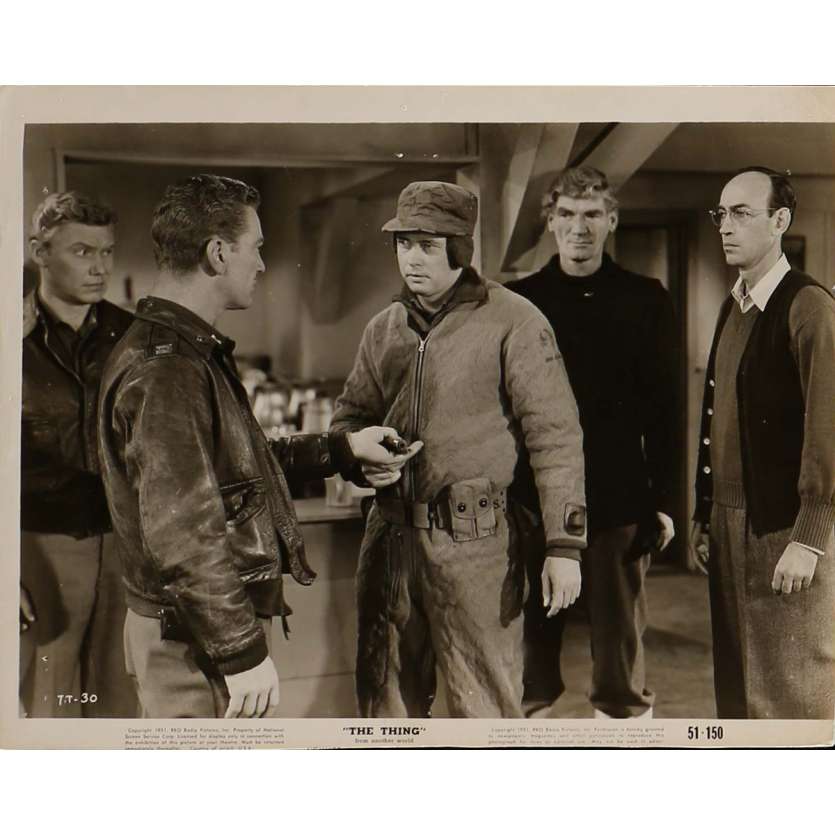 LA CHOSE D'UN AUTRE MONDE Photo de presse 20x25 cm - N03 1951 - Kenneth Tobey, Howard Hawks