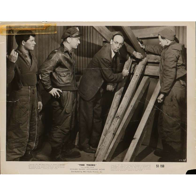 THE THING FROM ANOTHER WORLD Movie Still 8x10 in.  - N02 1951 - Howard Hawks, Kenneth Tobey