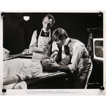 LE RETOUR DE FRANKENSTEIN Photo de presse 20x25 cm - N02 1969 - Peter Cushing, Terence Fisher