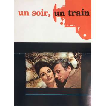 UN SOIR UN TRAIN Synopsis 20x30 cm - 1968 - Yves Montand, André Delvaux UN SOIR UN TRAIN Synopsis 20x30 cm - 1968 - Yves Montand, André Delvaux