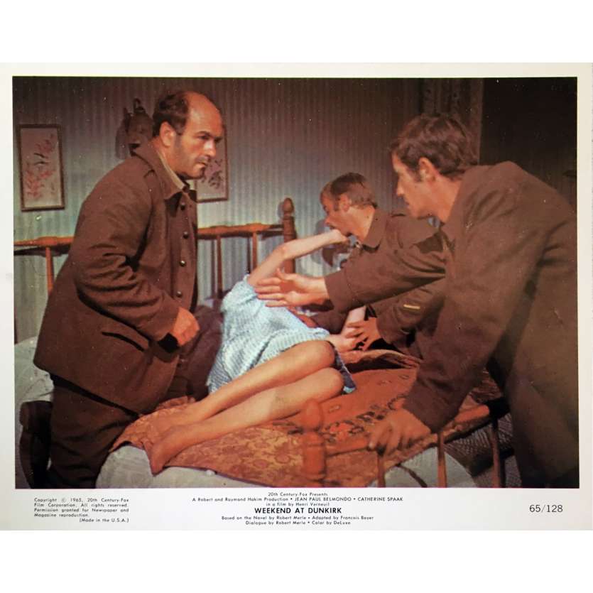 WEEKEND AT DUNKIRK Lobby Card 8x10 in. - N02 1964 - Henri Verneuil, Jean-Paul Belmondo