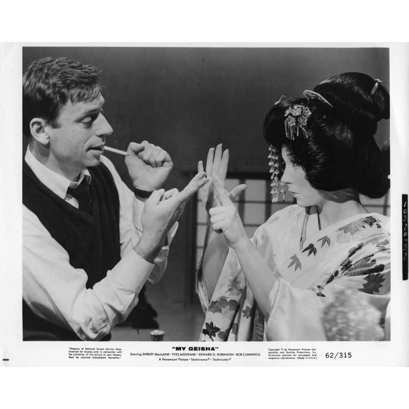 MA GEISHA Photo de presse 20x25 cm - N04 1962 - Yves Montand, Jack Cardiff