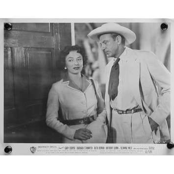 BLOWING WILD Movie Still 8x10 in. - N04 1953 - Hugo Fregonese, Gary Cooper