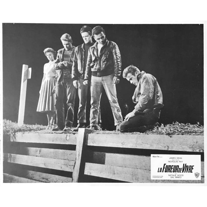 LA FUREUR DE VIVRE Photo de film N02 - 21x30 cm. - R1980 - James Dean, Nicholas Ray