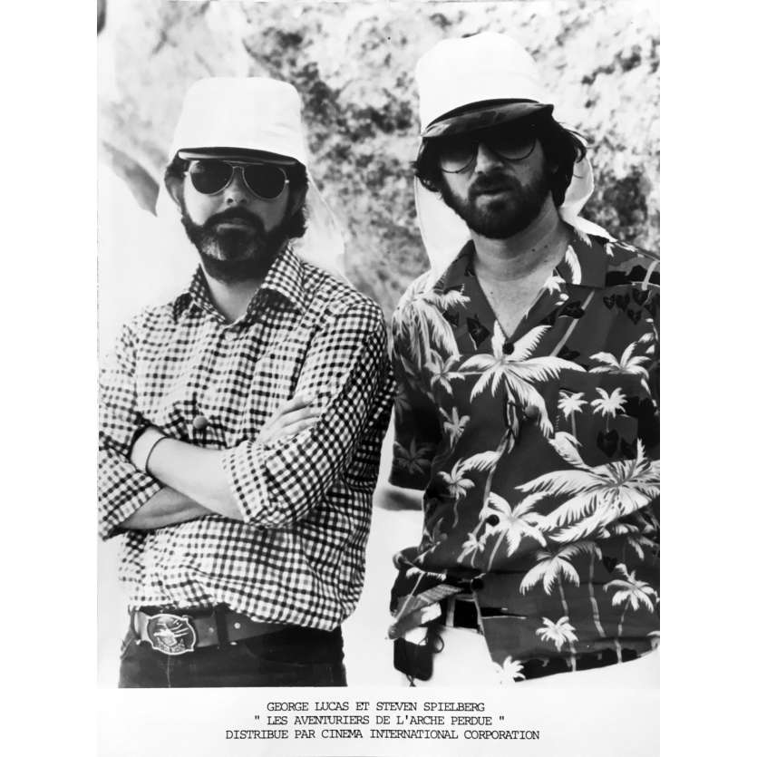 LES AVENTURIERS DE L'ARCHE PERDUE Photo de presse - 18x24 cm. - 1981 - Harrison Ford, Steven Spielberg
