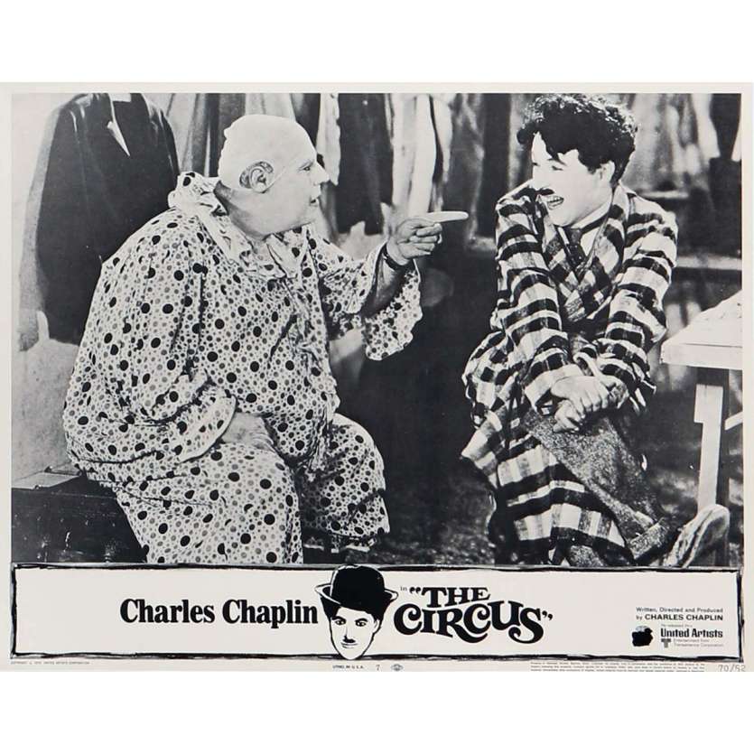 THE CIRCUS Lobby Cards N08 - 11x14 in. - R1970 - Charles Chaplin, Charlot