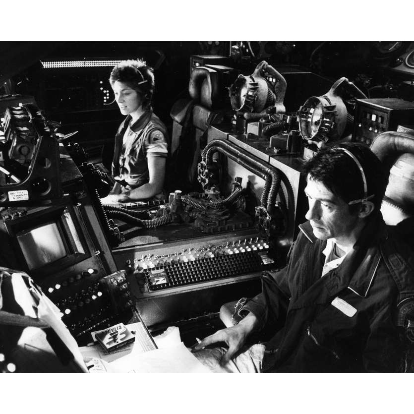 ALIEN Movie Still   - 8x10 in. - 1979 - Ridley Scott, Sigourney Weaver