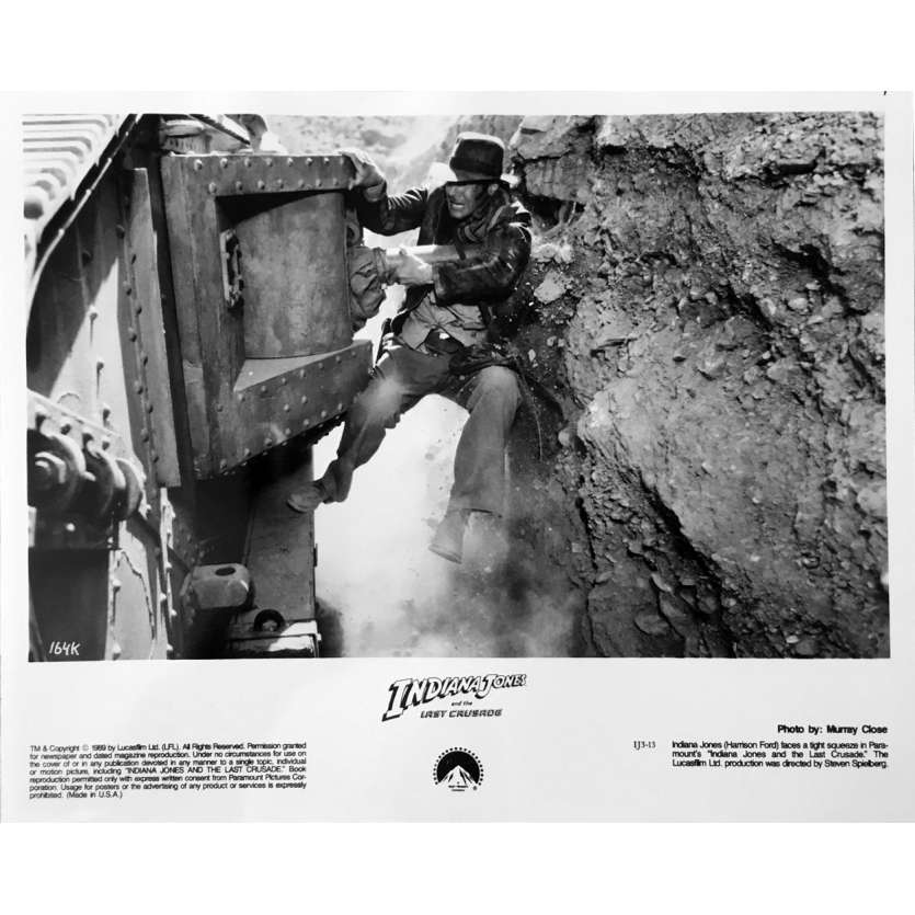 INDIANA JONES ET LE TEMPLE MAUDIT Photo de presse N11 - 20x25 cm. - 1984 - Harrison Ford, Steven Spielberg
