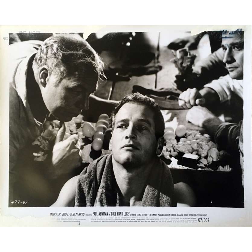 COOL HAND LUKE Movie Still N19  - 8x10 in. - 1967 - Stuart Rosenberg, Paul Newman