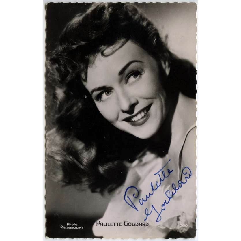 PAULETTE GODDARD Carte Postale signée  - 9x14 cm. - 1952 - W/ COA, Exc.