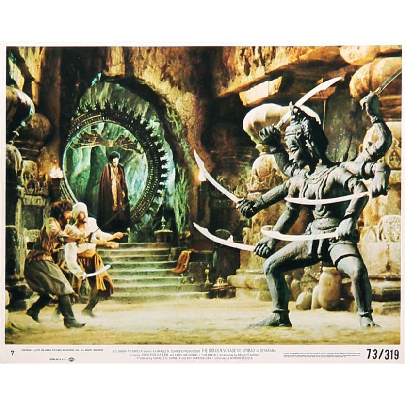 LE VOYAGE FANTASTIQUE DE SINBAD Photo de film N02 - 20x25 cm. - 1973 - Caroline Munro, Ray Harryhausen