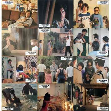 ATTENTION LES ENFANTS REGARDENT Photos de film x8 - 21x30 cm. - 1978 - Alain Delon, Serge Leroy ATTENTION LES ENFANTS REGARDENT Photos de film x8 - 21x30 cm. - 1978 - Alain Delon, Serge Leroy