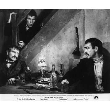 THE MOLLY MAGUIRES Original Movie Still N01 - 8x10 in. - 1970 - Martin Ritt, Sean Connery