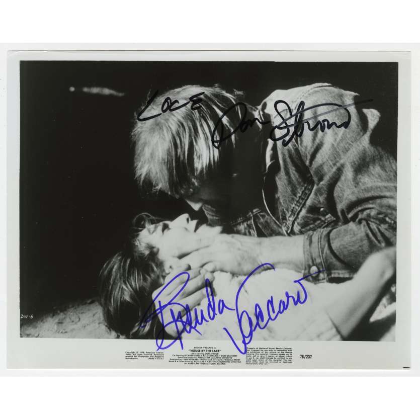 HOUSE BY THE LAKE Original Signed Photo - 8x10 in. - 1976 - William Fuet, Brenda Vaccaro