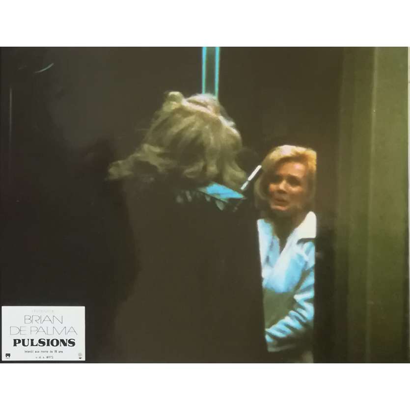 DRESSED TO KILL Original Lobby Card N04 - 9x12 in. - 1980 - Brian de Palma, Michael Caine