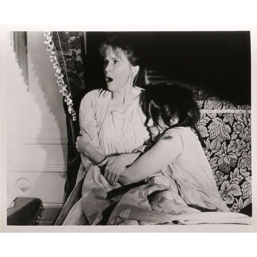 LA MAISON DU DIABLE Photos de presse N04 - 20x25 cm. - 1963 - Julie Harris, Robert Wise