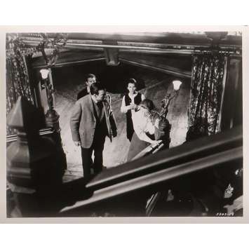LA MAISON DU DIABLE Photos de presse N03 - 20x25 cm. - 1963 - Julie Harris, Robert Wise