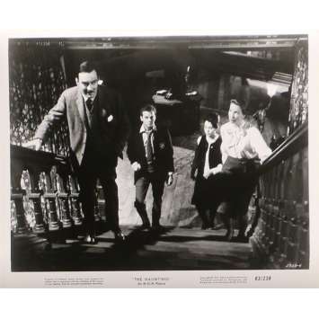 THE HAUNTING Original Movie Stills N02 - 8x10 in. - 1963 - Robert Wise, Julie Harris