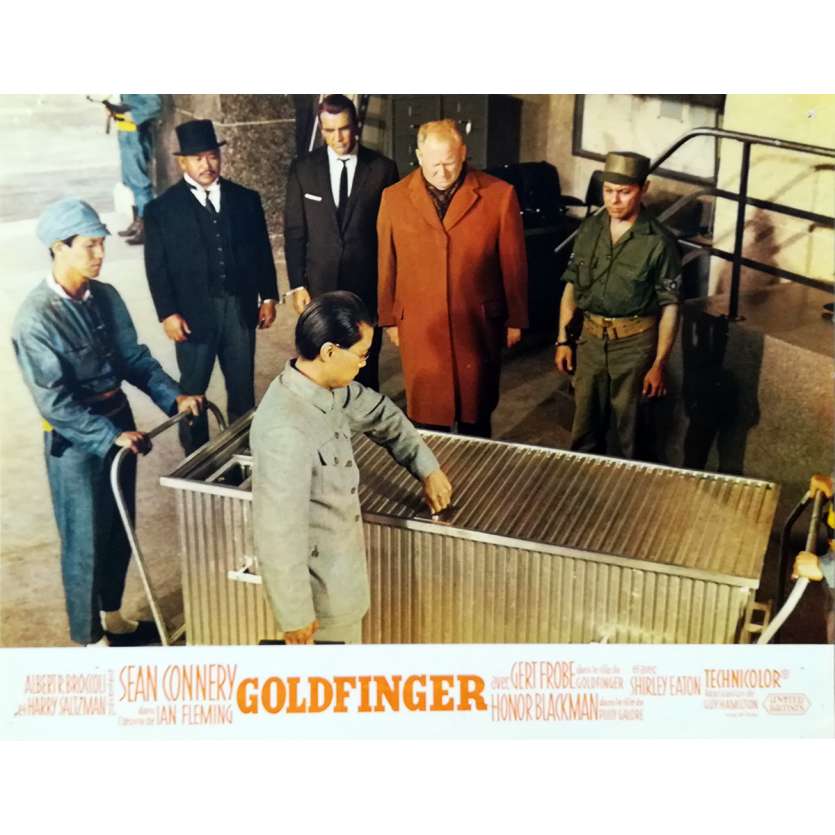 GOLDFINGER Original Lobby Card N10 - 9x12 in. - 1964 - Guy Hamilton, Sean Connery