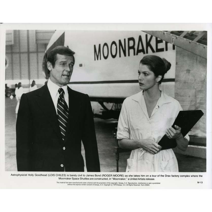 MOONRAKER Photo de presse M-13 - 20x25 cm. - 1979 - Roger Moore, James Bond
