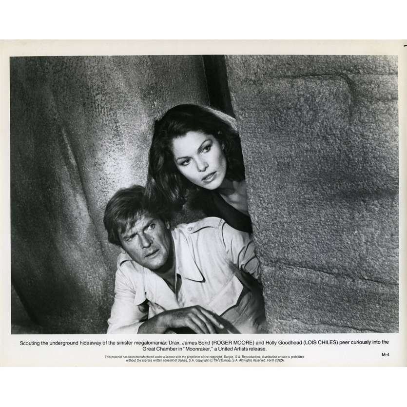 MOONRAKER Photo de presse M-4 - 20x25 cm. - 1979 - Roger Moore, James Bond