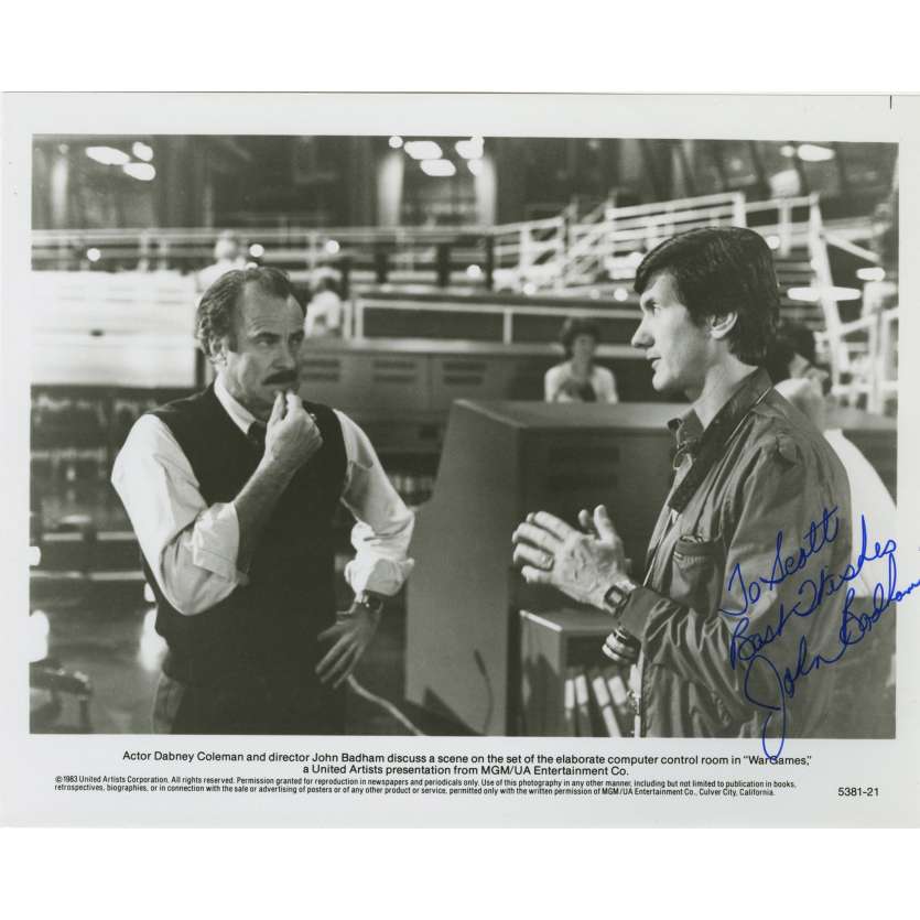 WAR GAMES Original Signed Photo - 8x10 in. - 1983 - John Badham, Matthew Broderick