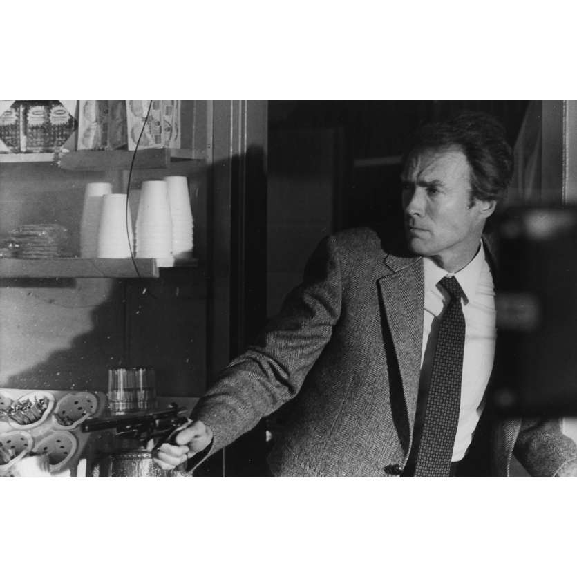 SUDDEN IMPACT Photo de presse N04 - 18x24 cm. - 1983 - Sondra Locke, Clint Eastwood
