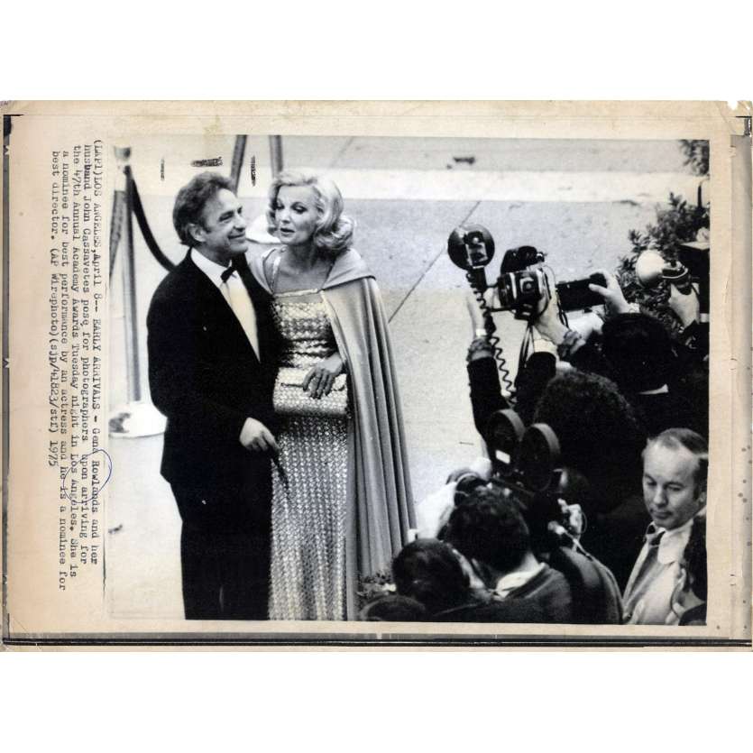 A WOMAN UNDER INFLUENCE Original Movie Still  - 8x10 in. - 1974 - John Cassavetes, Gena Rowlands