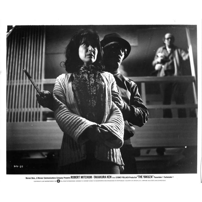 YAKUZA Photo de presse N351-37 - 20x25 cm. - 1974 - Robert Mitchum, Sydney Pollack