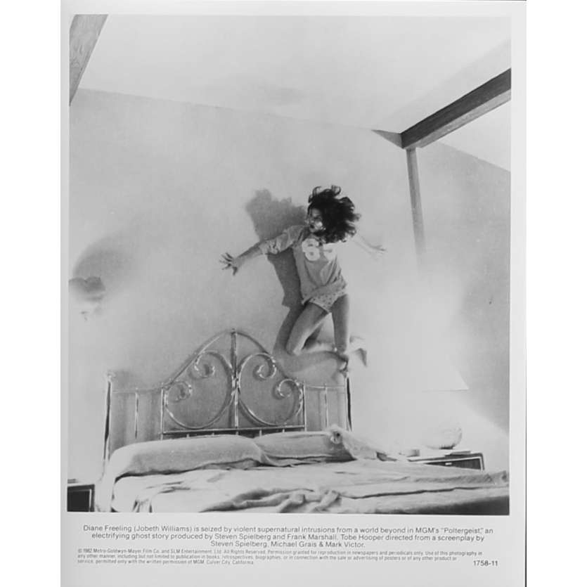 POLTERGEIST Original Movie Still N11 - 8x10 in. - 1982 - Steven Spielberg, Heather o'rourke