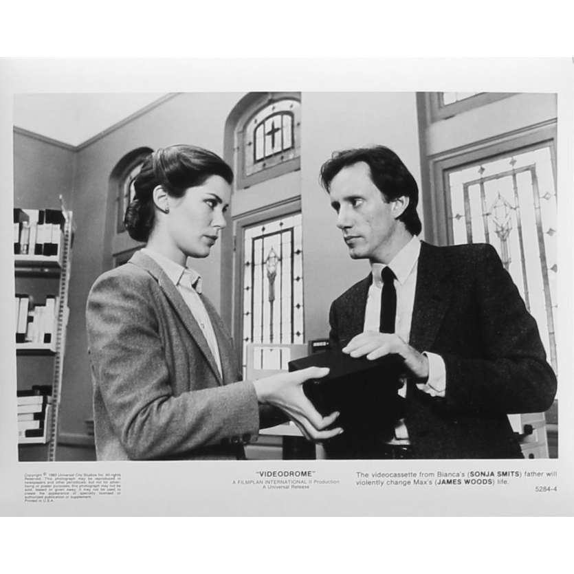 VIDEODROME Photo de presse N04 - 20x25 cm. - 1983 - James Woods, David Cronenberg