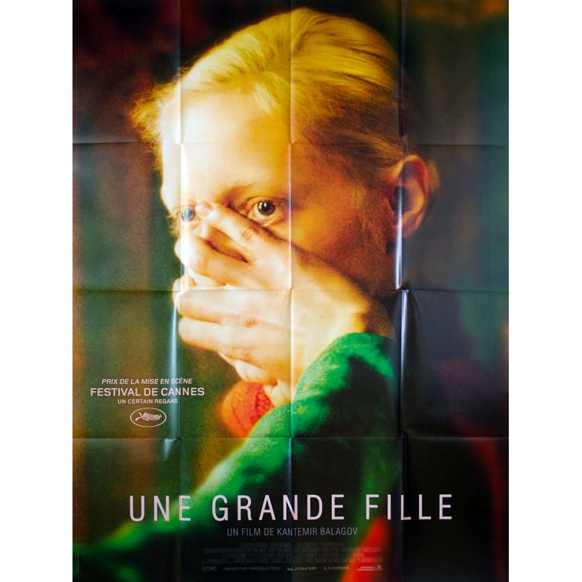 UNE GRANDE FILLE Affiche de film - 120x160 cm. - 2019 - Konstantin Balakire, Kantemir Balagov