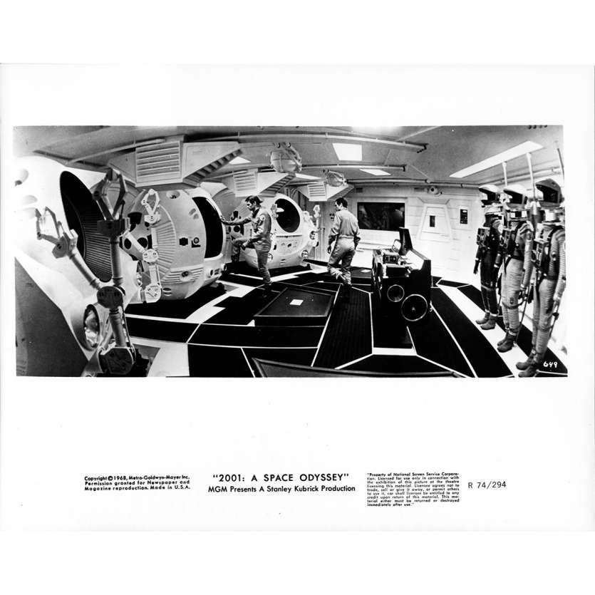 2001 A SPACE ODYSSEY Original Movie Still 649 - 8x10 in. - R1974 / 1968 - Stanley Kubrick, Keir Dullea