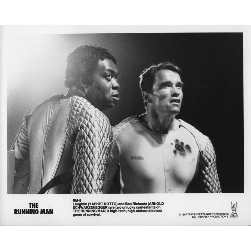 RUNNING MAN Photo de presse RM-9 - 20x25 cm. - 1987 - Arnold Schwarzenegger, Paul Michael Glaser