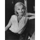 LES DESAXES Photo de presse N02 - 18x24 cm. - R1970 - Marilyn Monroe, John Huston