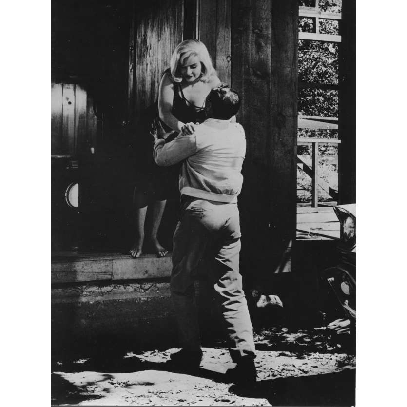 LES DESAXES Photo de presse N07 - 18x24 cm. - R1970 - Marilyn Monroe, John Huston