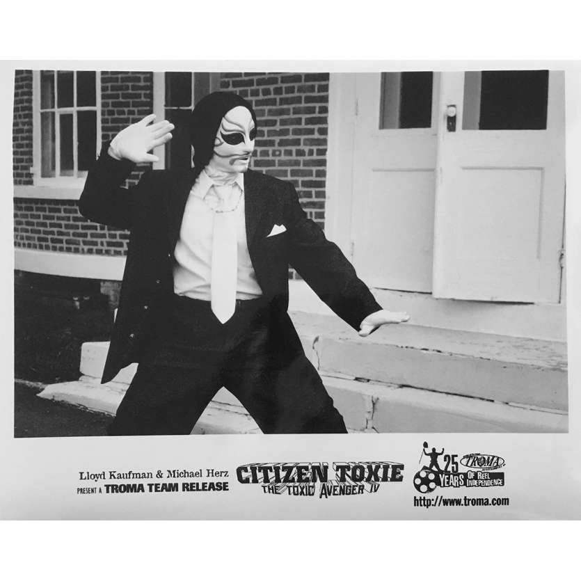 CITIZEN TOXIE : THE TOXIC AVENGERS IV Original Movie Still N05 - 8x10 in. - 2000 - Lloyd Kaufman, David Mattey