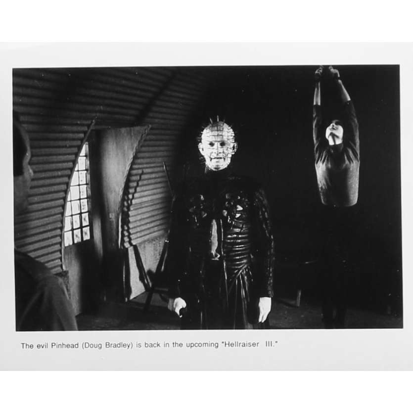 HELLRAISER III HELL ON EARTH Original Movie Still N2 - 8x10 in. - 1992 - Anthony Hickox, Doug Bradley