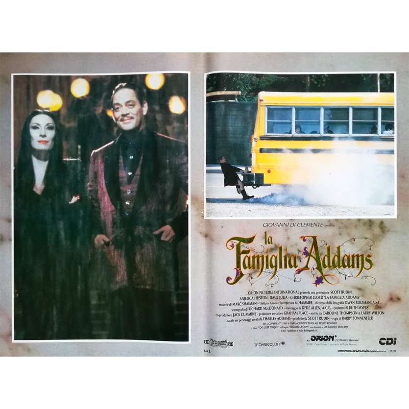 ADDAMS FAMILY Original Lobby Card N2 - 18x26 in. - 1991 - Barry Sonnenfeld, Raul Julia