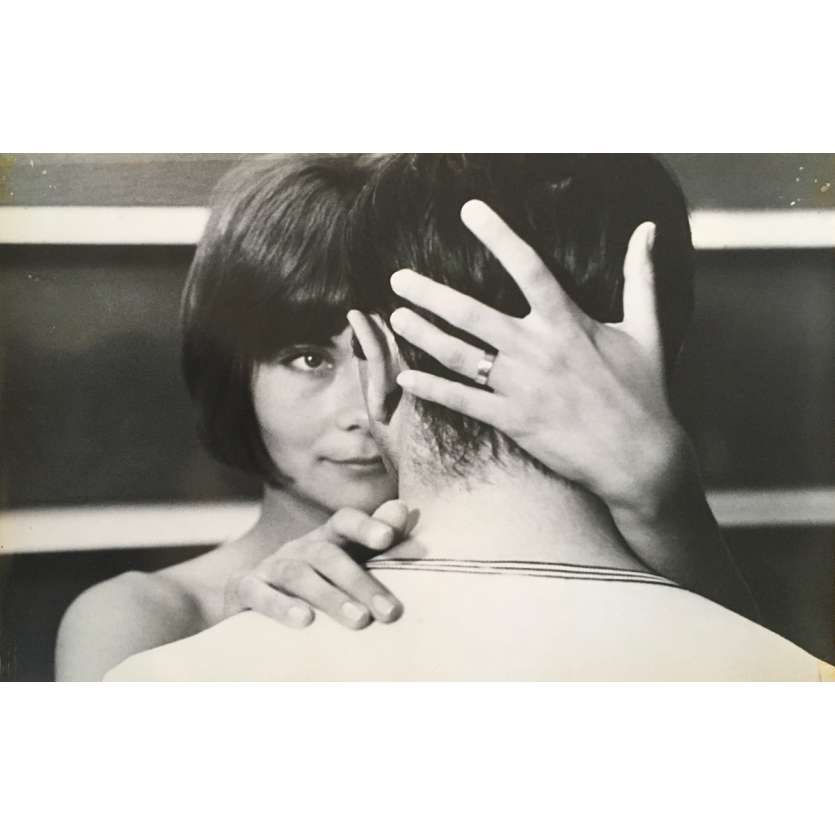 UNE FEMME MARIEE Photo de presse N03 - 20x25 cm. - 1964 - Bernard Noël, Macha Méril, Jean-Luc Godard