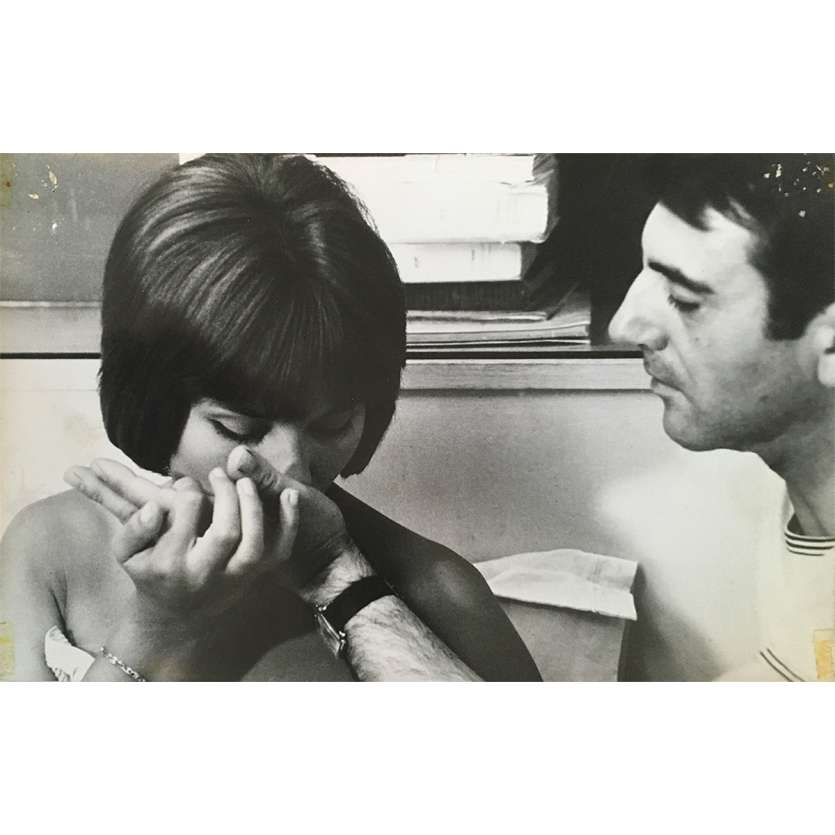 UNE FEMME MARIEE Photo de presse N01 - 20x25 cm. - 1964 - Bernard Noël, Macha Méril, Jean-Luc Godard